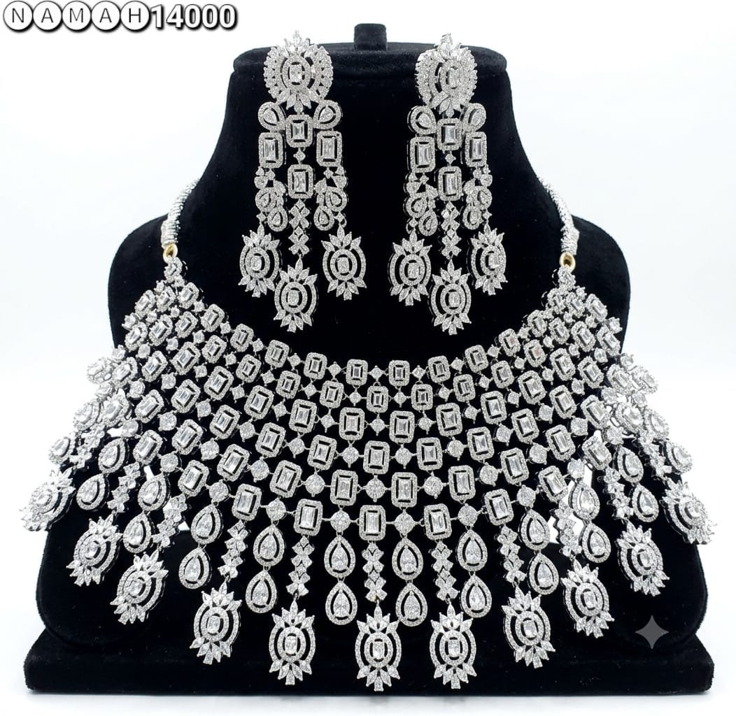 Green &amp; White American Diamond Necklace Jewellery Set