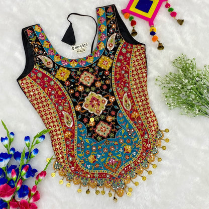Black Pure Cotton Heavy Stitching Premium Padding Work Navratri Top Style Blouse
