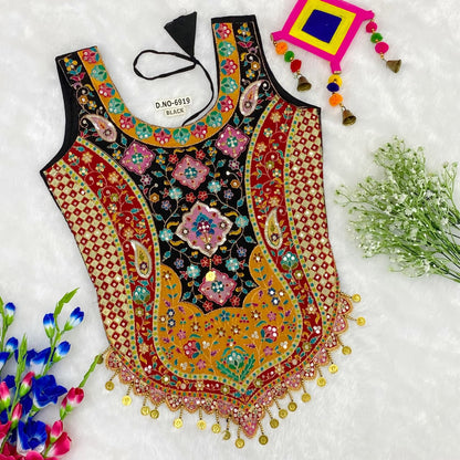 Black Pure Cotton Heavy Stitching Premium Padding Work Navratri Top Style Blouse