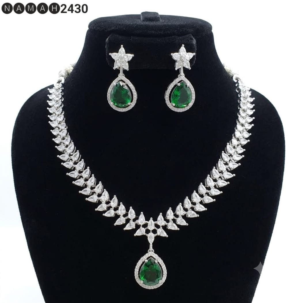 Green &amp; White American Diamond Necklace Jewellery Set