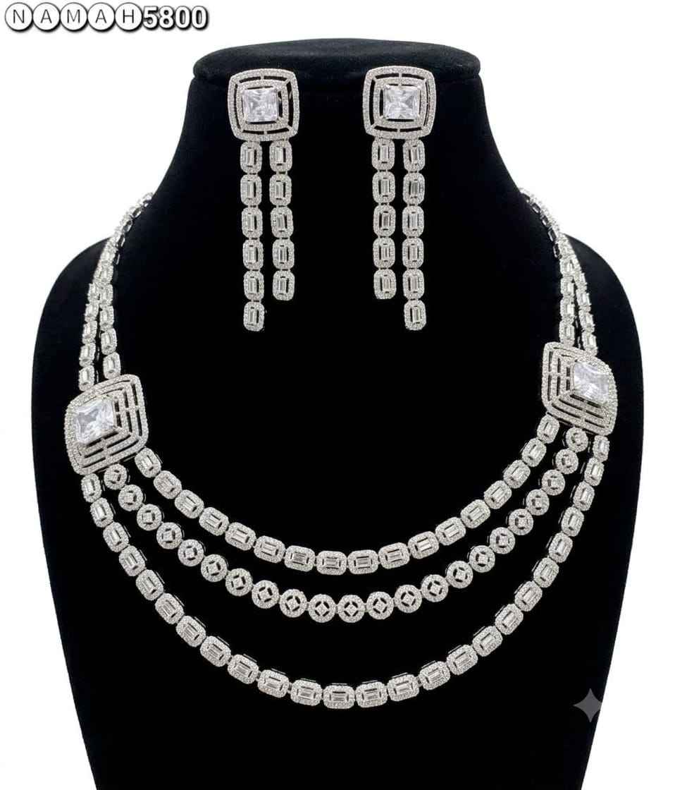 White American Diamond Necklace Jewellery Set