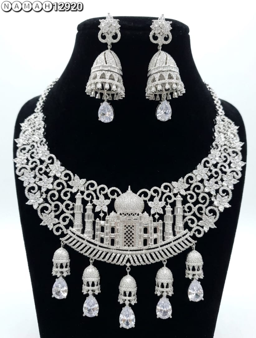 White American Diamond Taj Mahal Design Necklace Jewellery Set