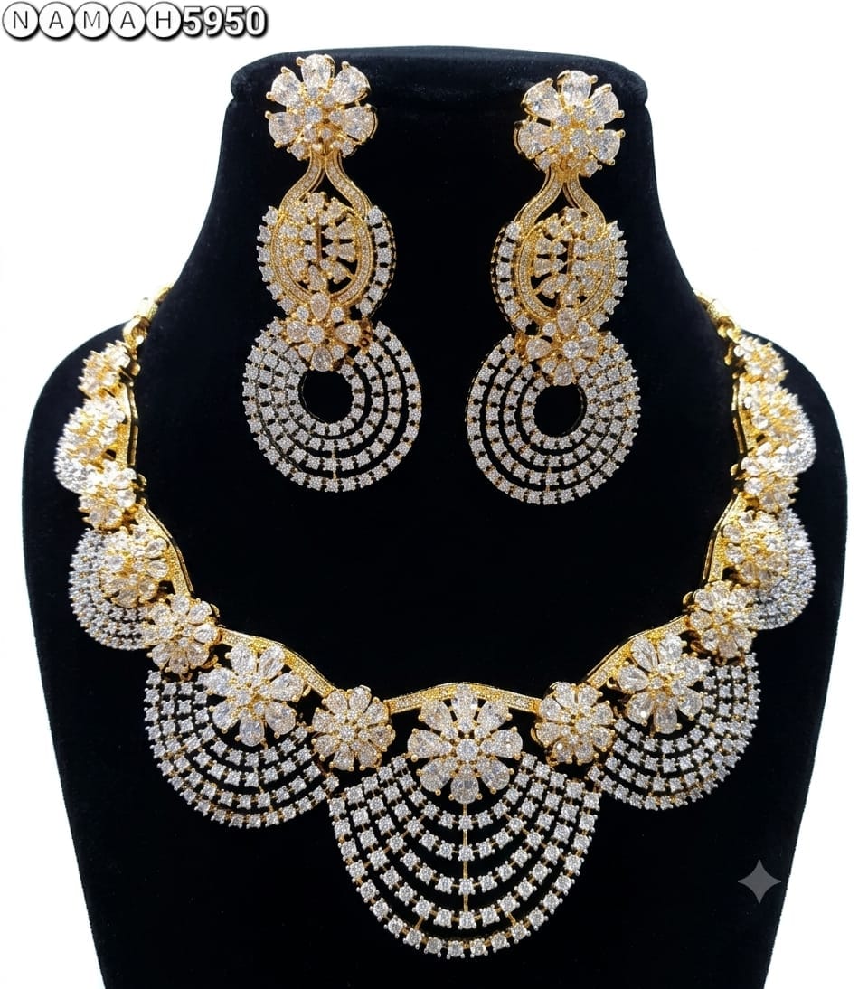 Yellow American Diamond Design Necklace Jewellery Set