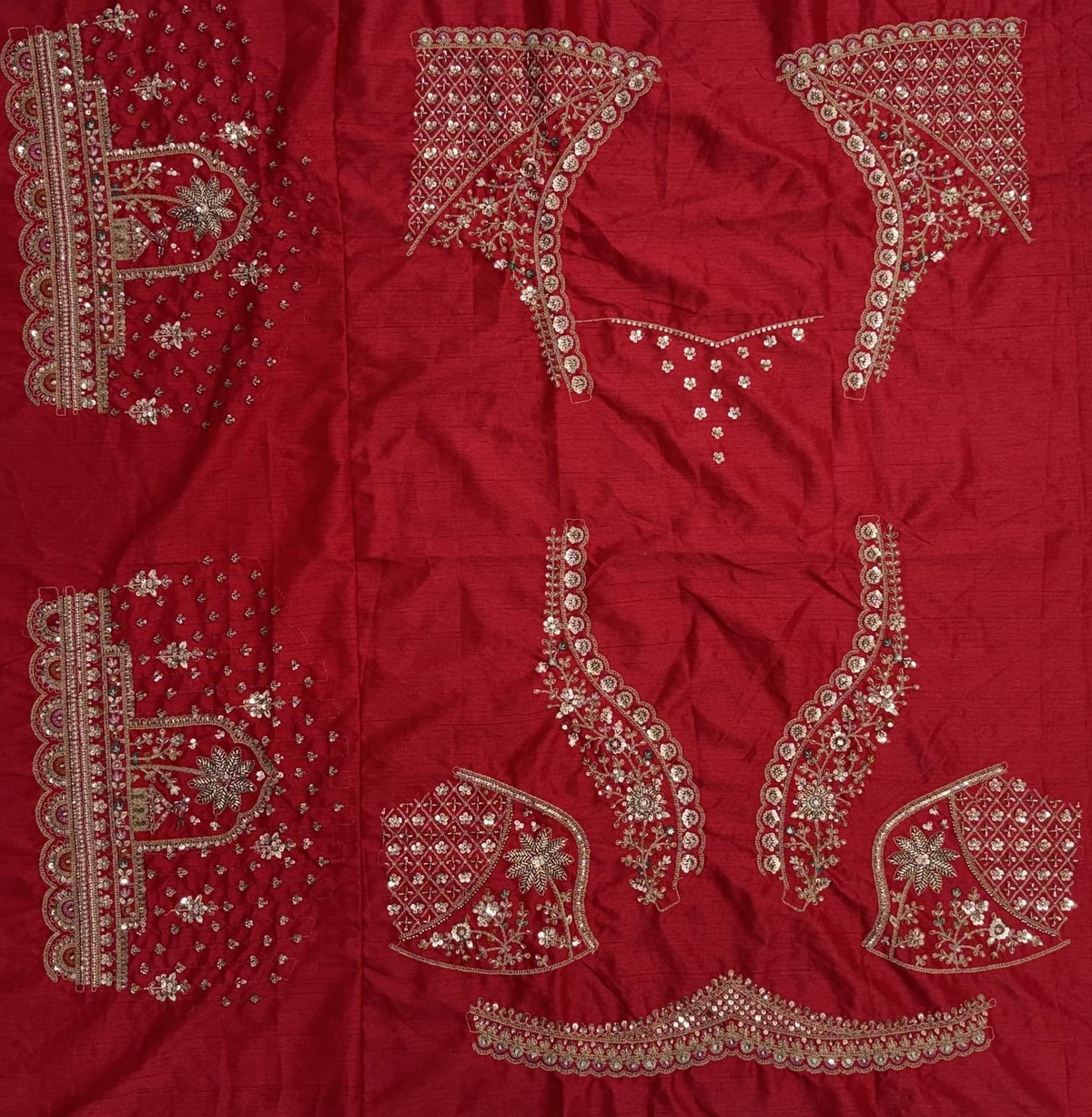 Red Pure Premium Gadhwal Silk Peacock &amp; Giraffe Thread &amp; Zari Handwork Crystal Motif 
Sequins Work Bridal Lehenga Choli