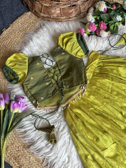 Mehndi Green Pure Soft Traditional Gadwal Silk kid&