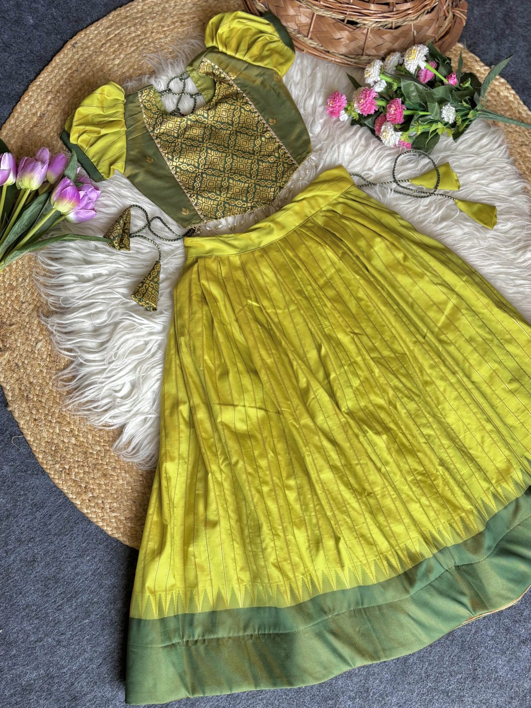 Mehndi Green Pure Soft Traditional Gadwal Silk kid&