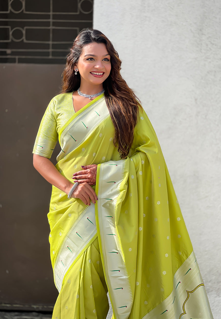 Green Pastel Zari Woven Peacock Lotus Paithani Silk Saree