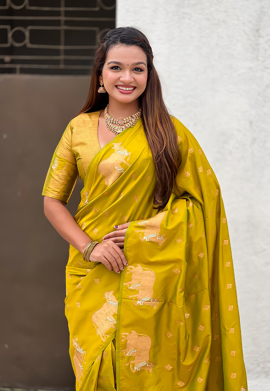 Mehendi Green Pure Soft Silk Dual Zari with Nandi Border Saree 