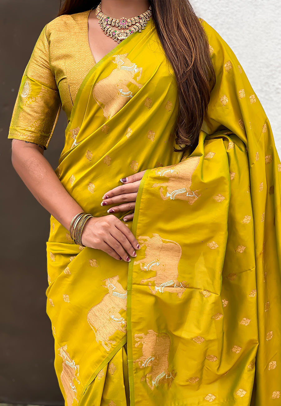 Mehendi Green Pure Soft Silk Dual Zari with Nandi Border Saree 
