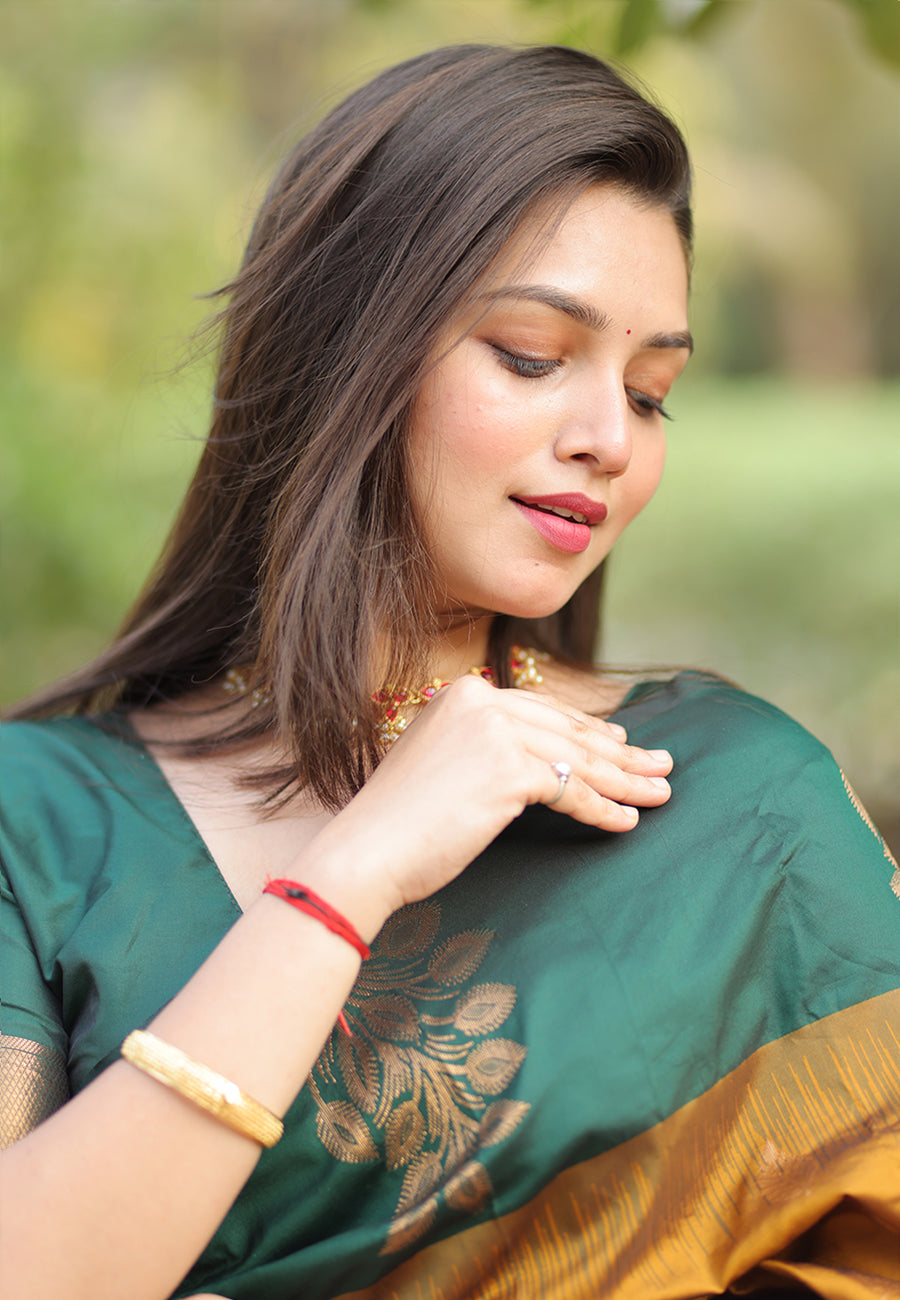 Gold Soft Silk Floral Border Contrast Zari Soft Silk Saree