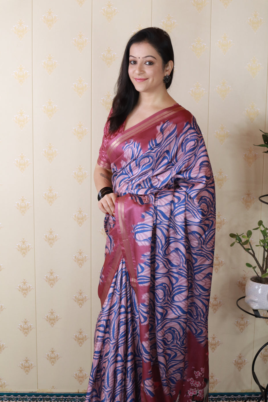 Pink Soft Tussar Silk Abstract Printed Zari Woven Saree Tussar Saree