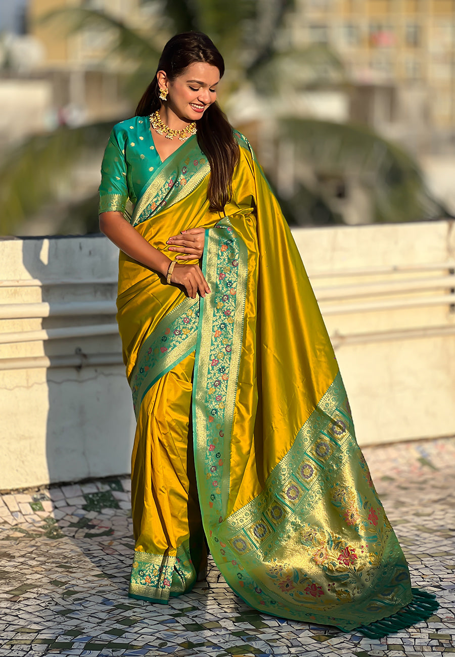 Mehendi Green Pure Gala Silk Paithani Pallu Kadiyal Zari Soft Silk Saree 