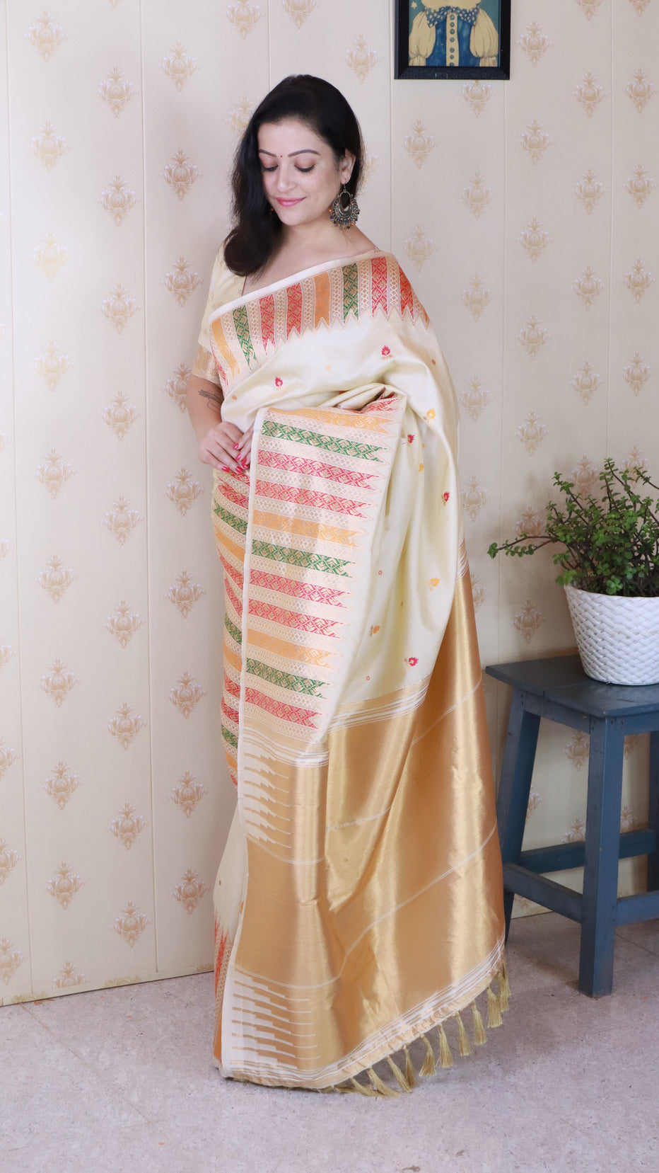 Cream Soft Silk Meenakari Zari Woven Saree Banarasi Saree Anant Tex Exports Pvt.Ltd..
