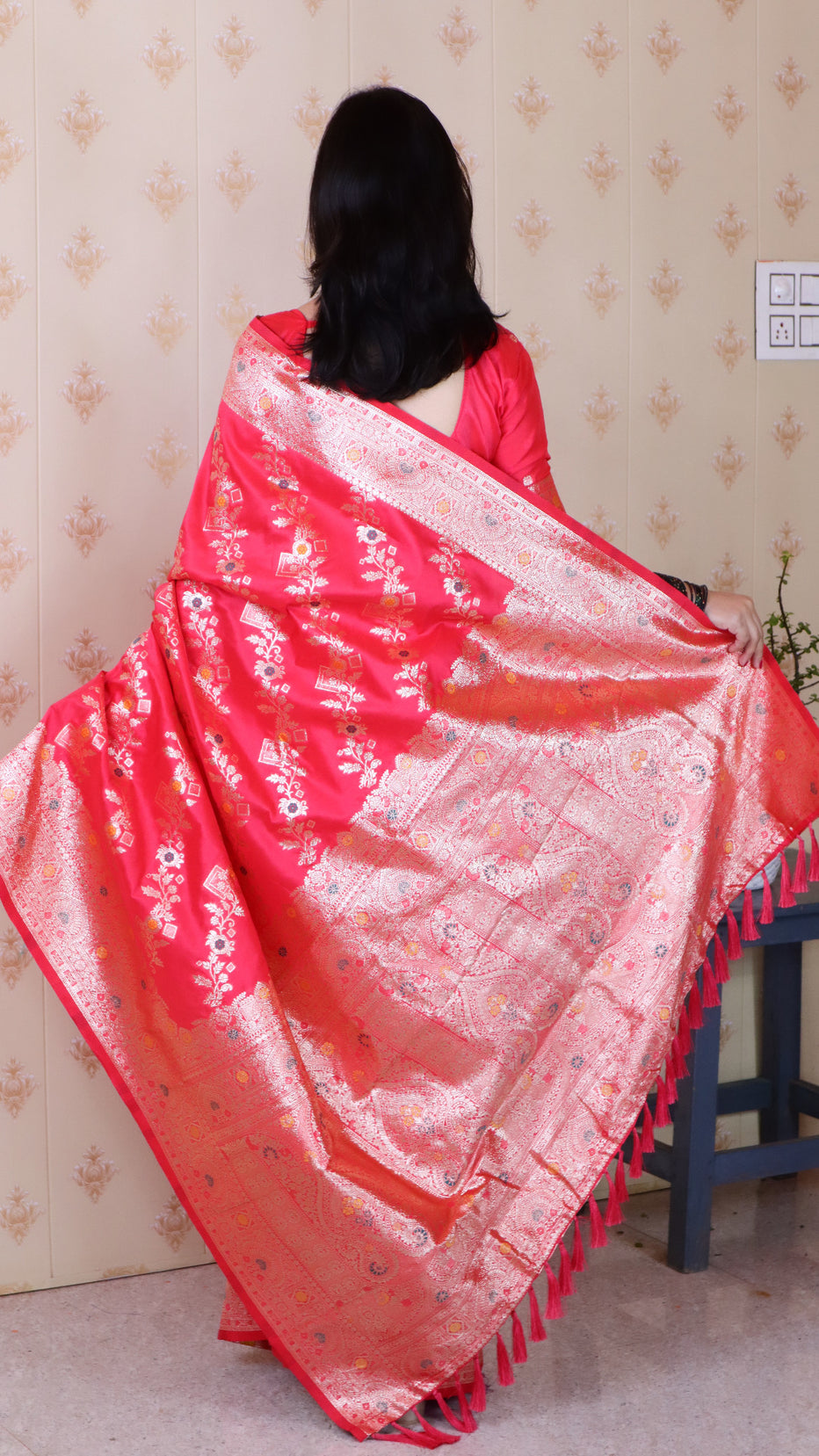 Pink Soft Silk Banarasi Jaal Meenakari Zari Banarasi Saree