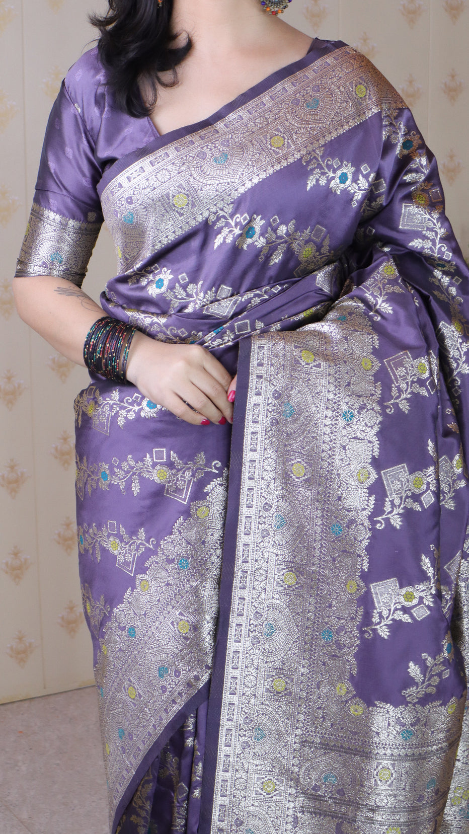 Lavender Soft Silk Banarasi Jaal Meenakari Zari Banarasi Saree Banarasi Saree Anant Tex Exports Pvt.Ltd..