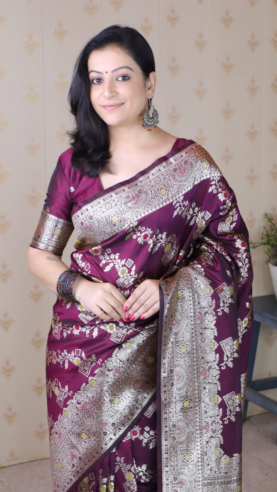 Wine Soft Silk Banarasi Jaal Meenakari Zari Banarasi Saree