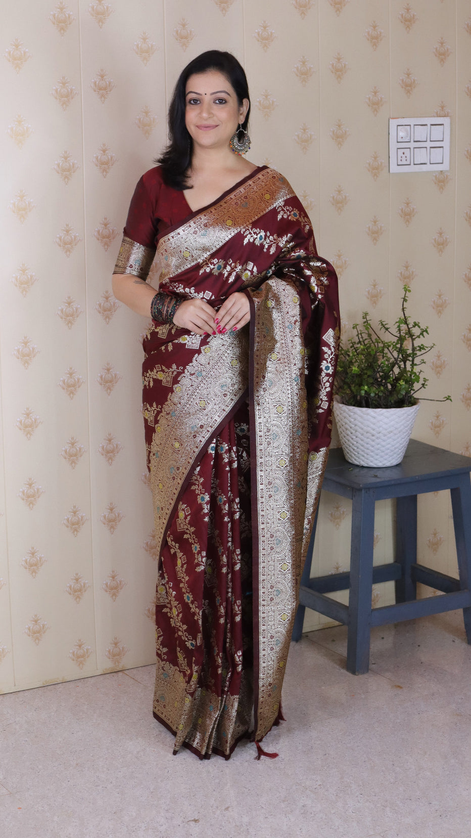 Maroon Soft Silk Banarasi Jaal Meenakari Zari Banarasi Saree