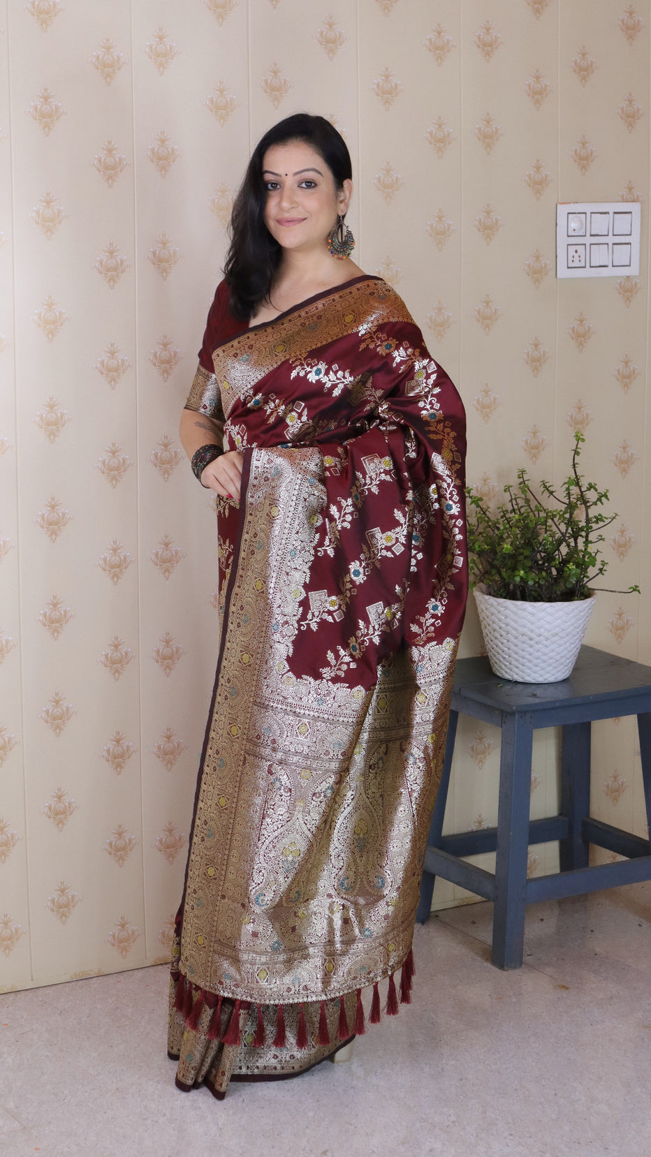 Maroon Soft Silk Banarasi Jaal Meenakari Zari Banarasi Saree Banarasi Saree Anant Tex Exports Pvt.Ltd..