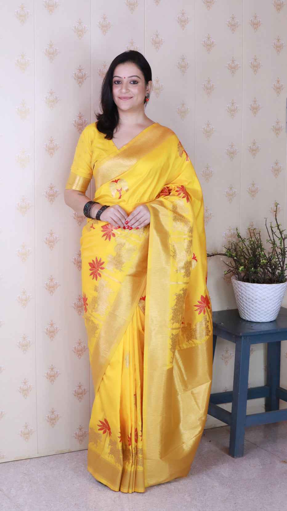 Bright Yellow Soft Silk with Kamdhenu Weaves Zari Woven Saree