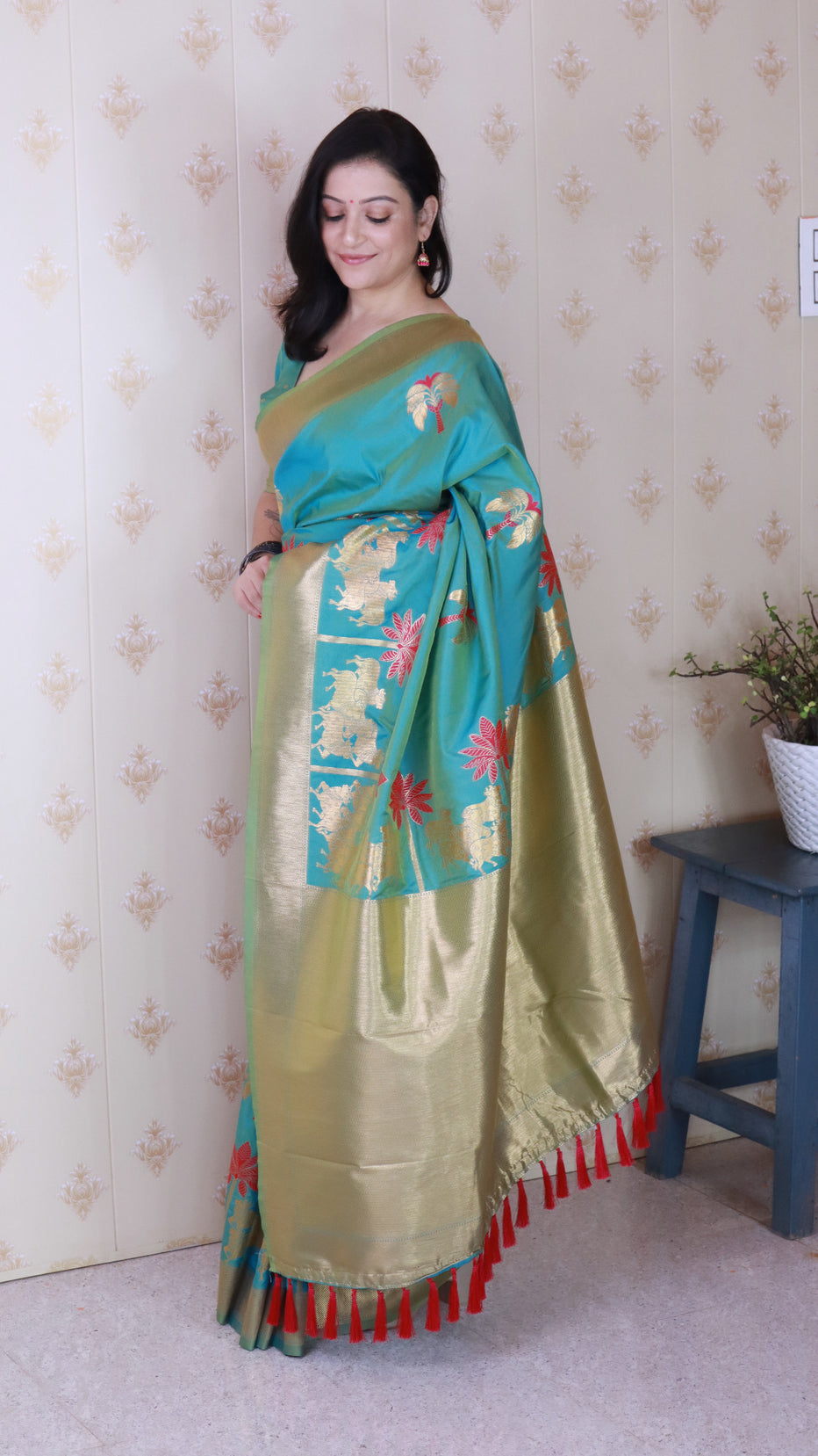 Aqua Blue Soft Silk with Kamdhenu Weaves Zari Woven Saree