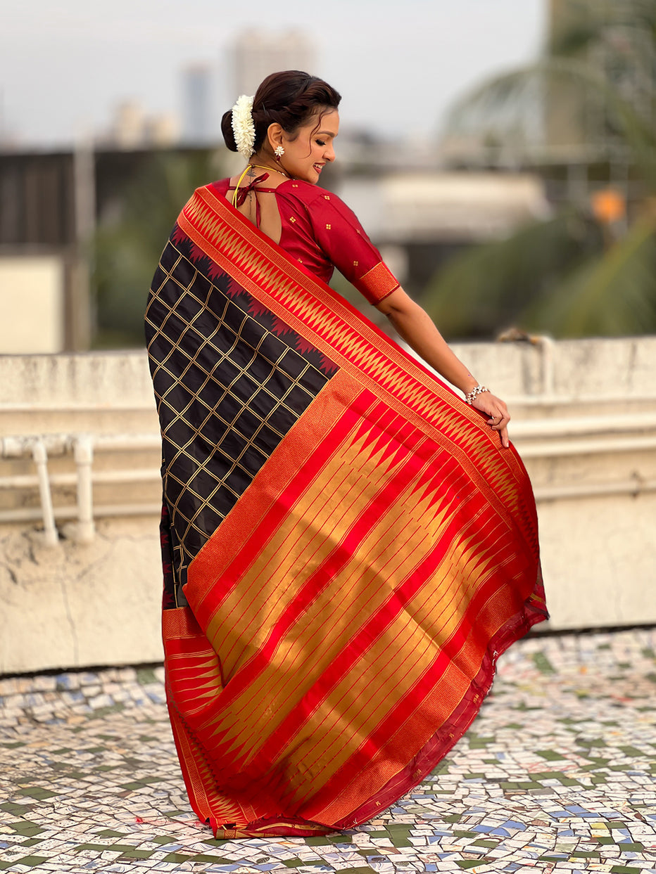 Black Soft Silk Checks Traditional Zari Contrast Soft Silk Saree