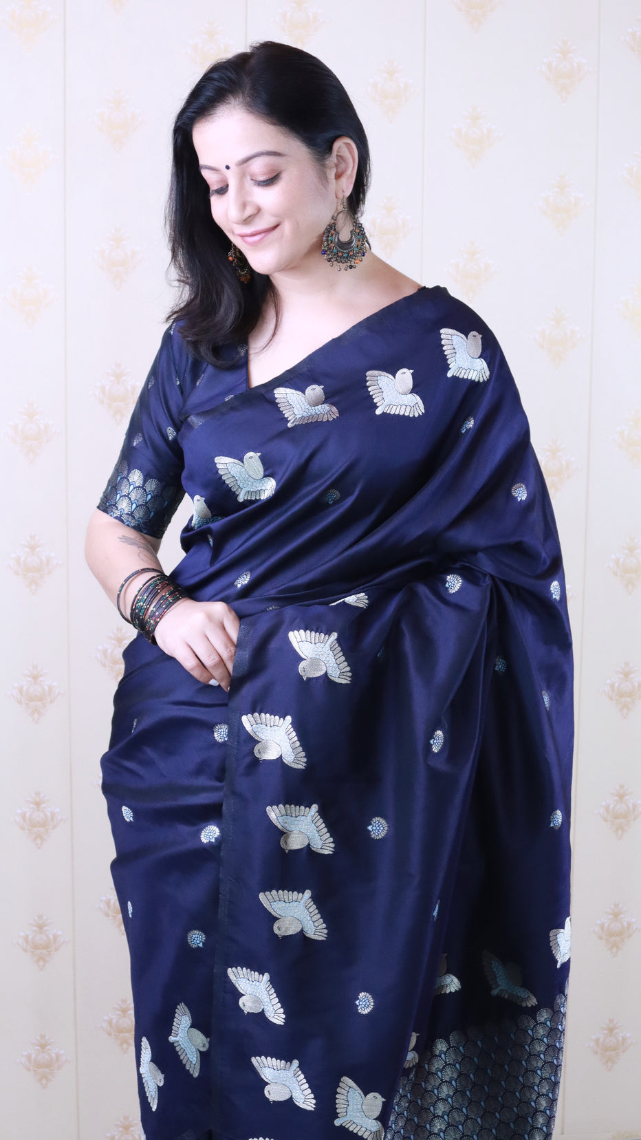 Navy Blue Soft Silk Dual Zari Woven Moonga Silk Saree