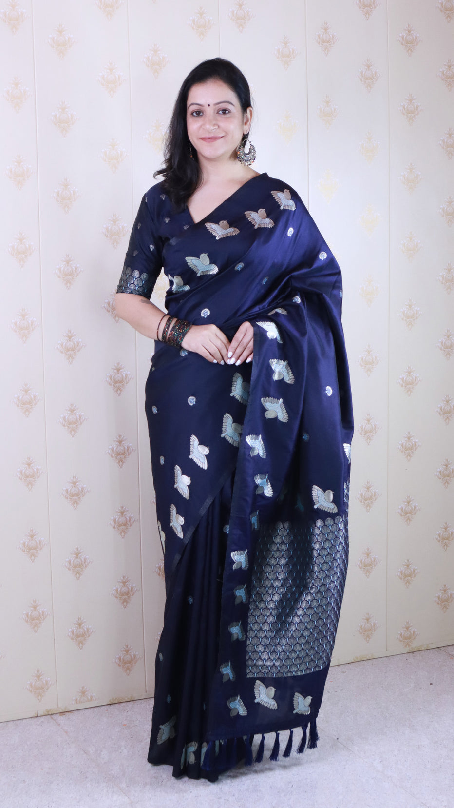Navy Blue Soft Silk Dual Zari Woven Moonga Silk Saree