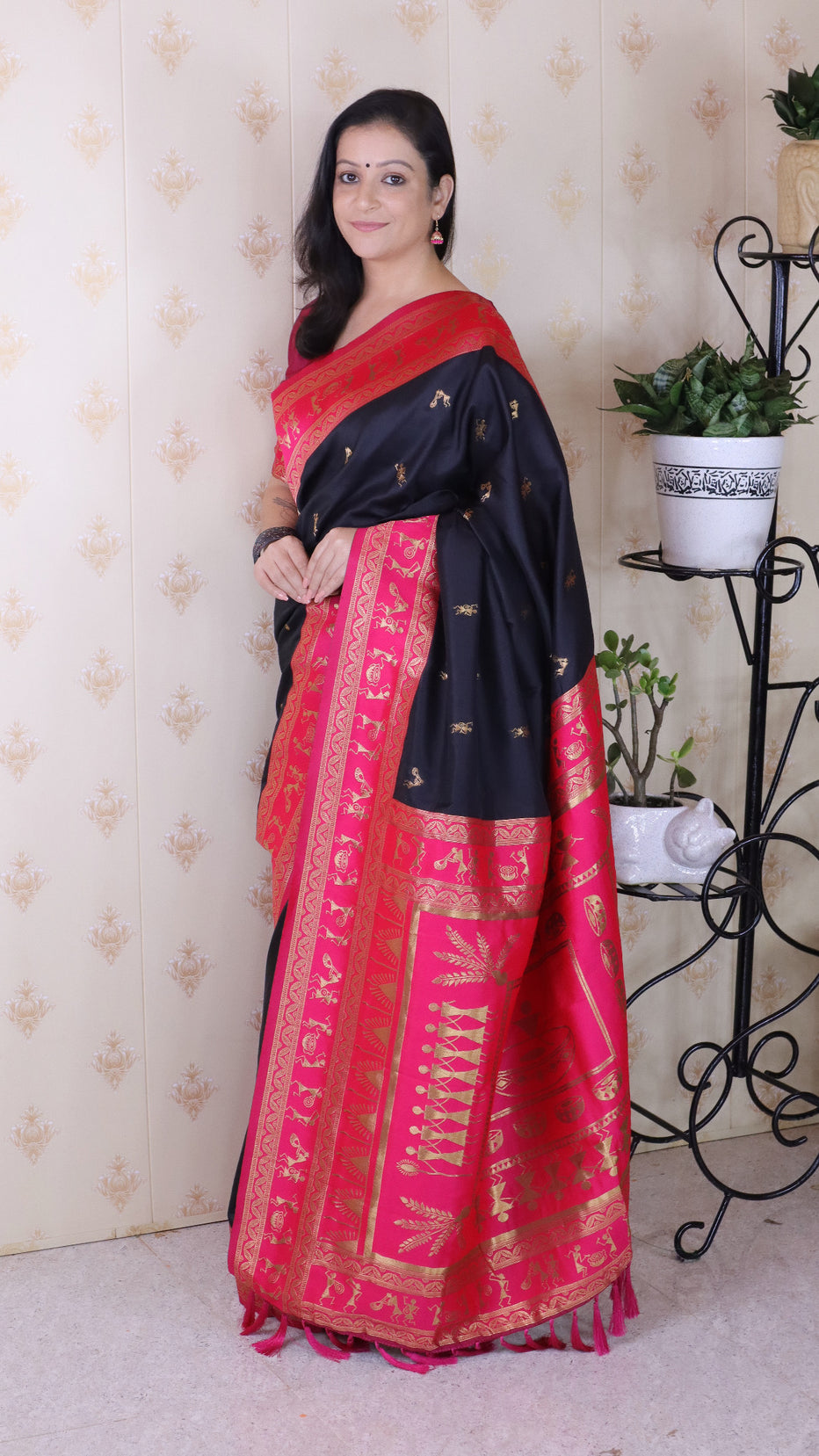 Black Soft Silk Zari Woven Warli Art Soft Silk Saree Banarasi Saree Anant Tex Exports Pvt.Ltd..