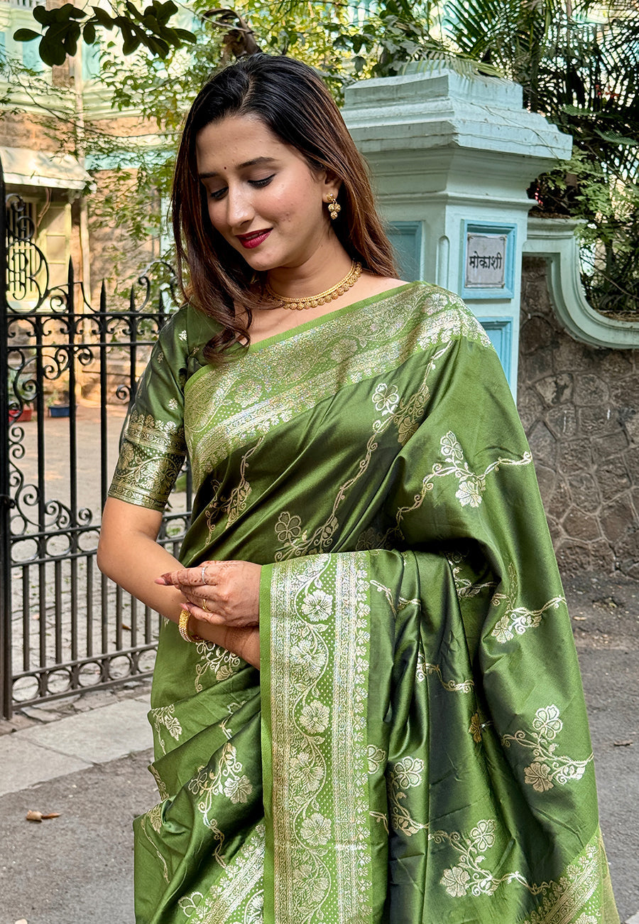 Mehendi Green Banarasi Jaal Soft Silk Zari Woven Saree Kanjivaram Saree Anant Tex Exports Pvt.Ltd..