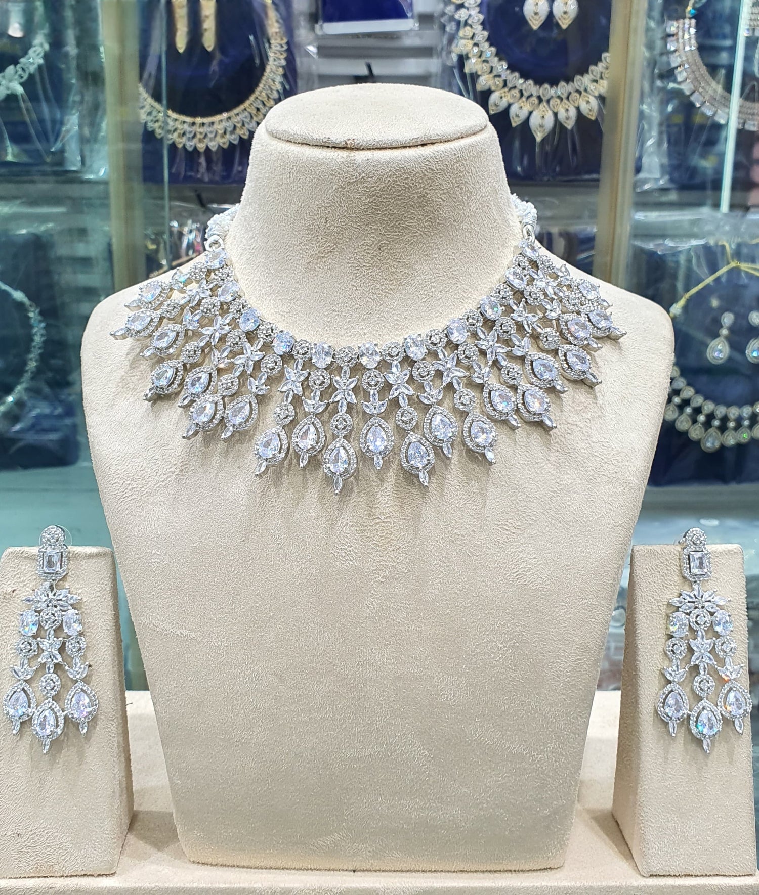 White diamond necklace for brides