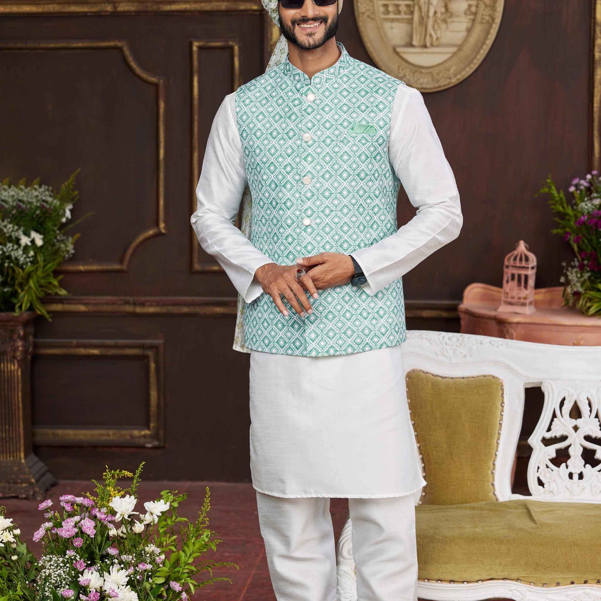 Mehendi green kurta pajama with printed jacket