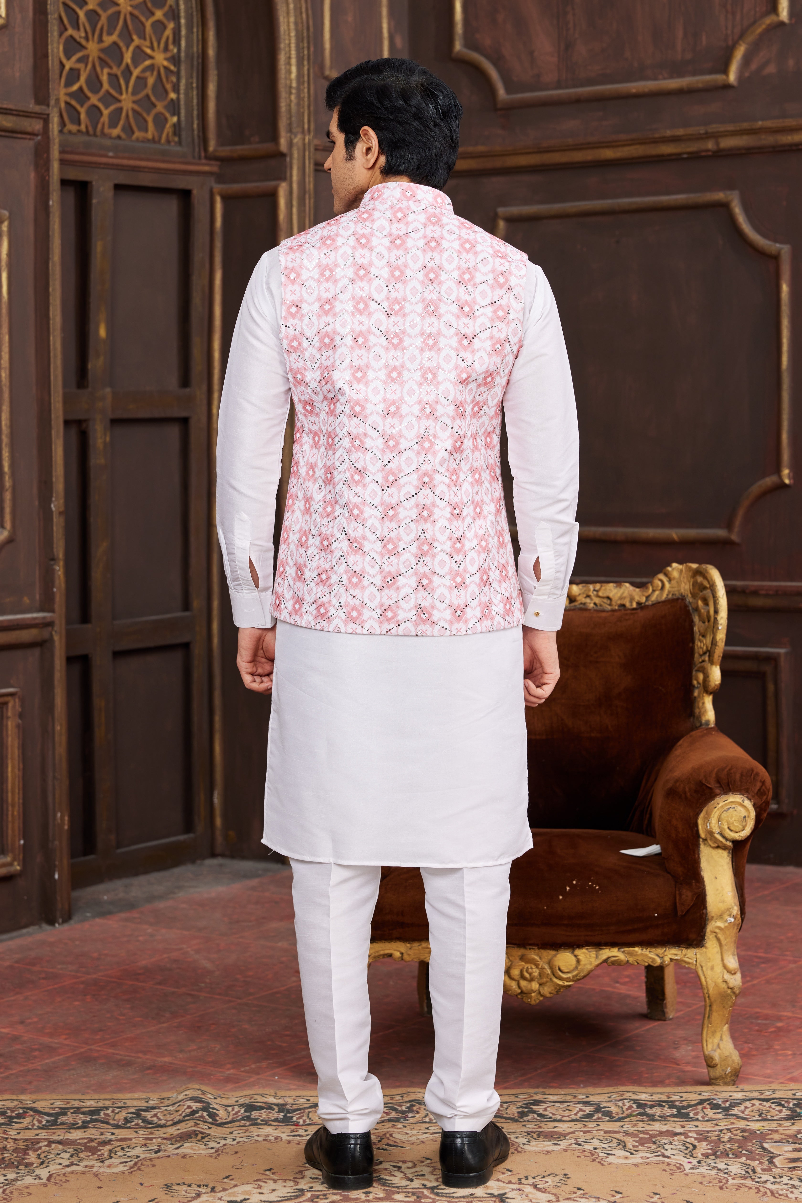 Men’s pastel kurta set for weddings
