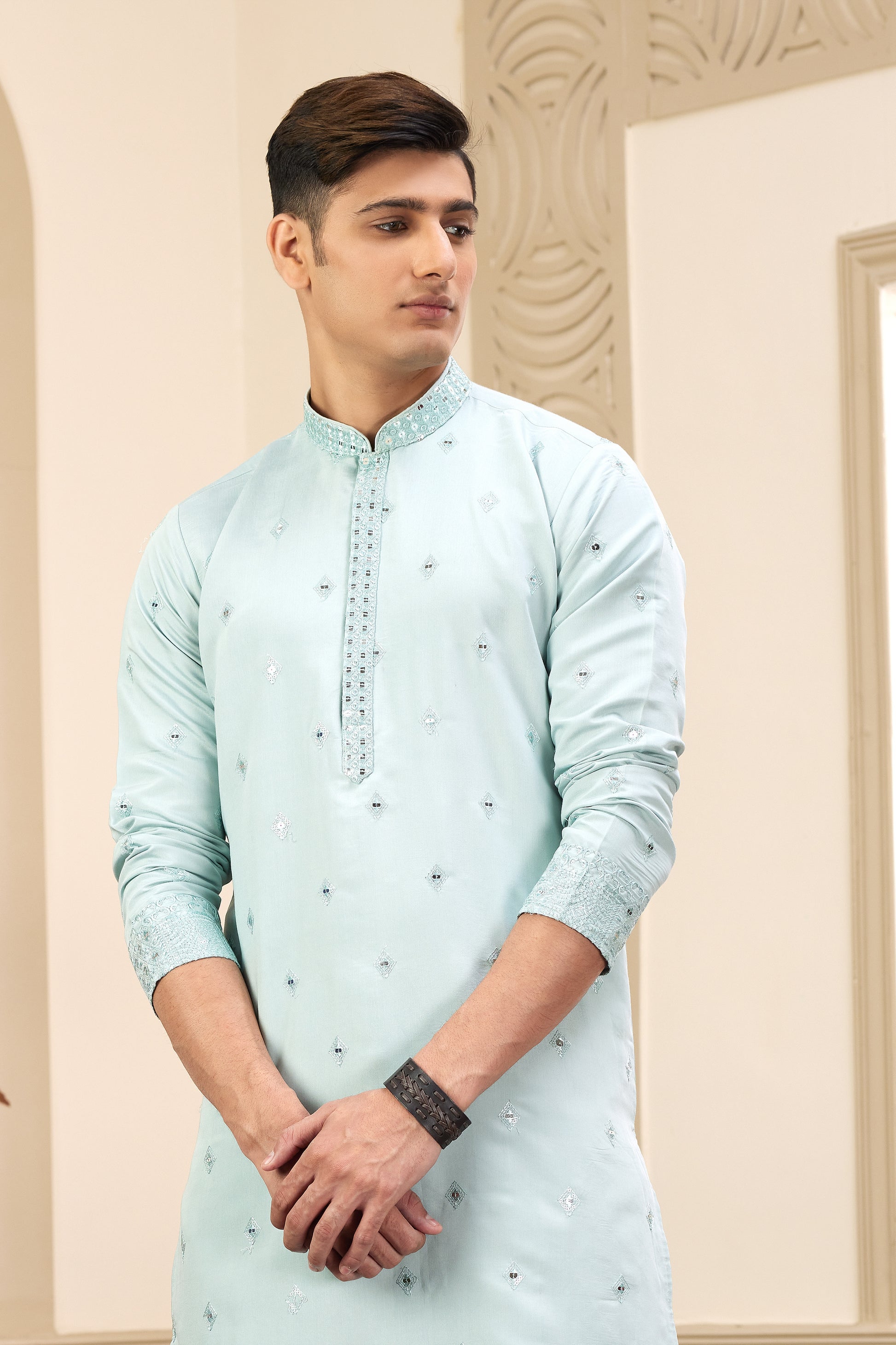 Sky blue men’s kurta set with embroidery