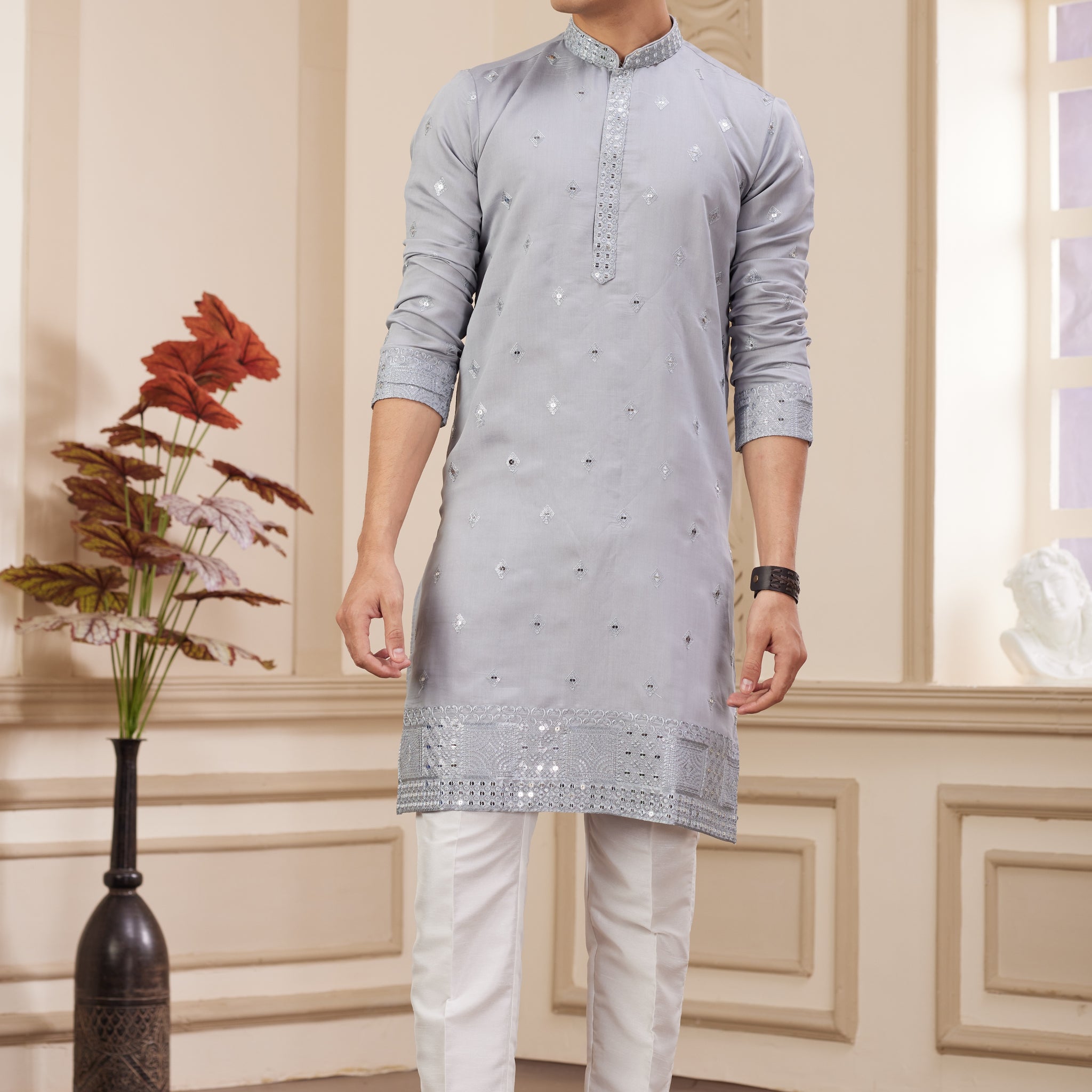 Powder blue men’s kurta set with embroidery