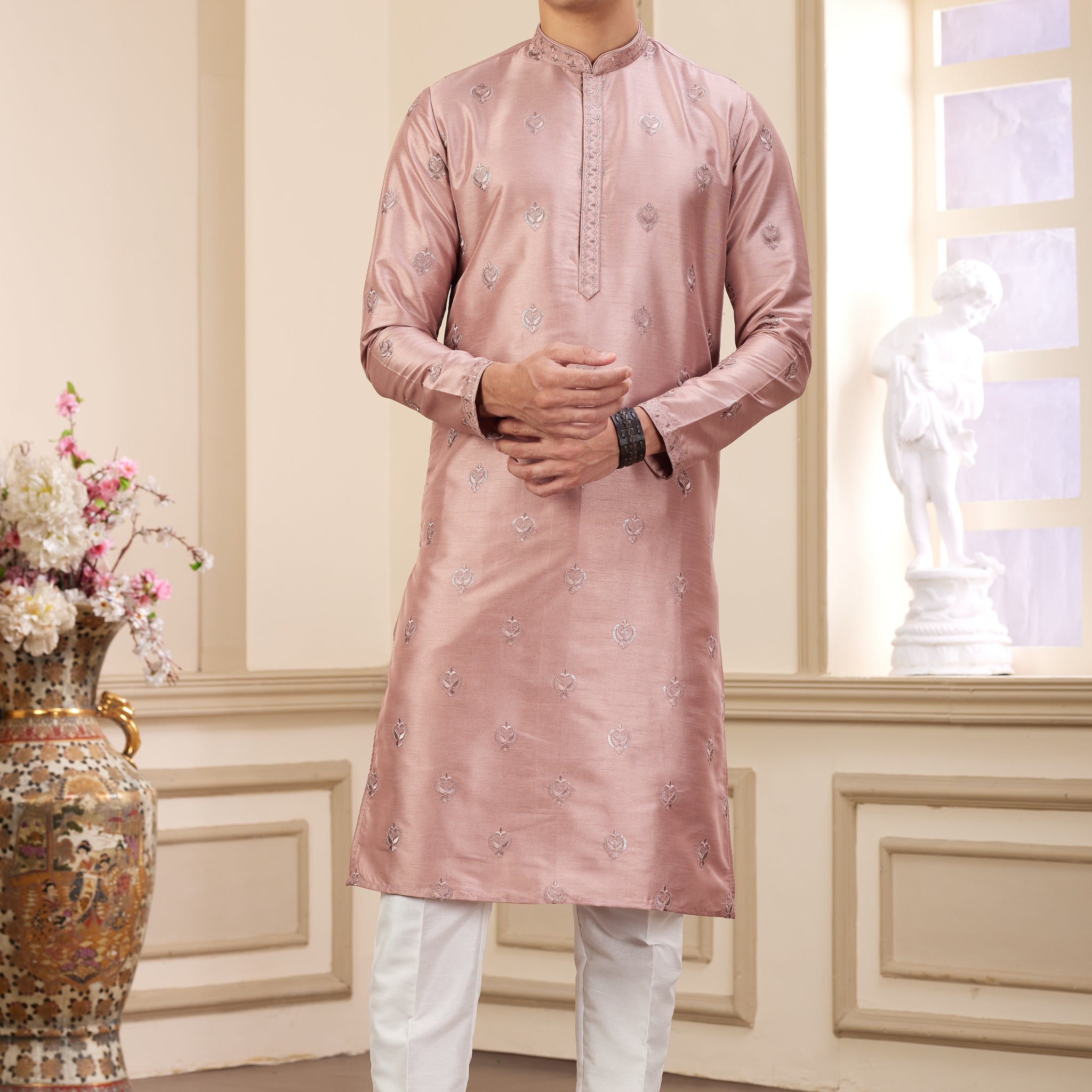 Light pink embroidered kurta set for men