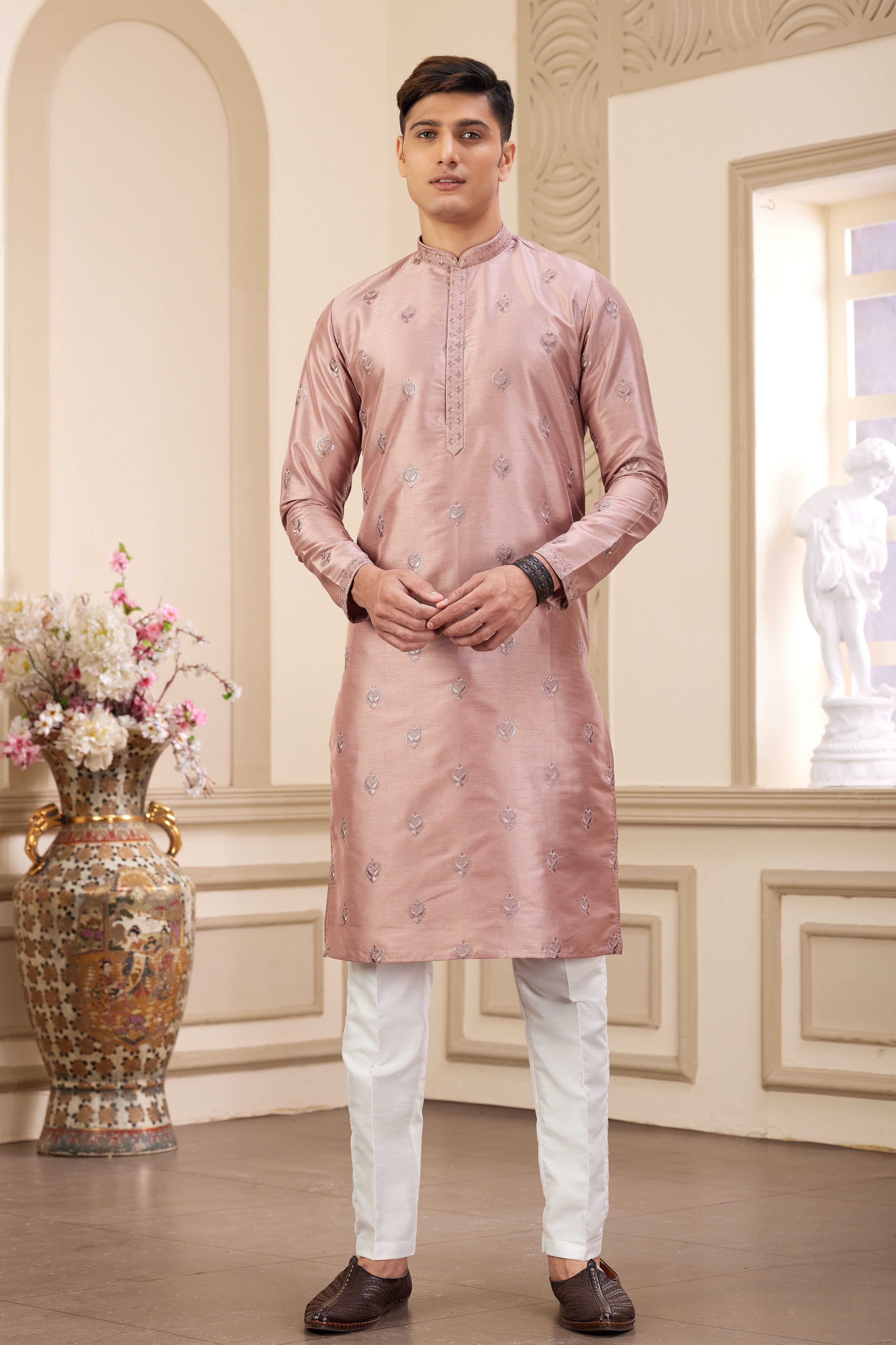 Men’s light pink kurta with Banarasi pants