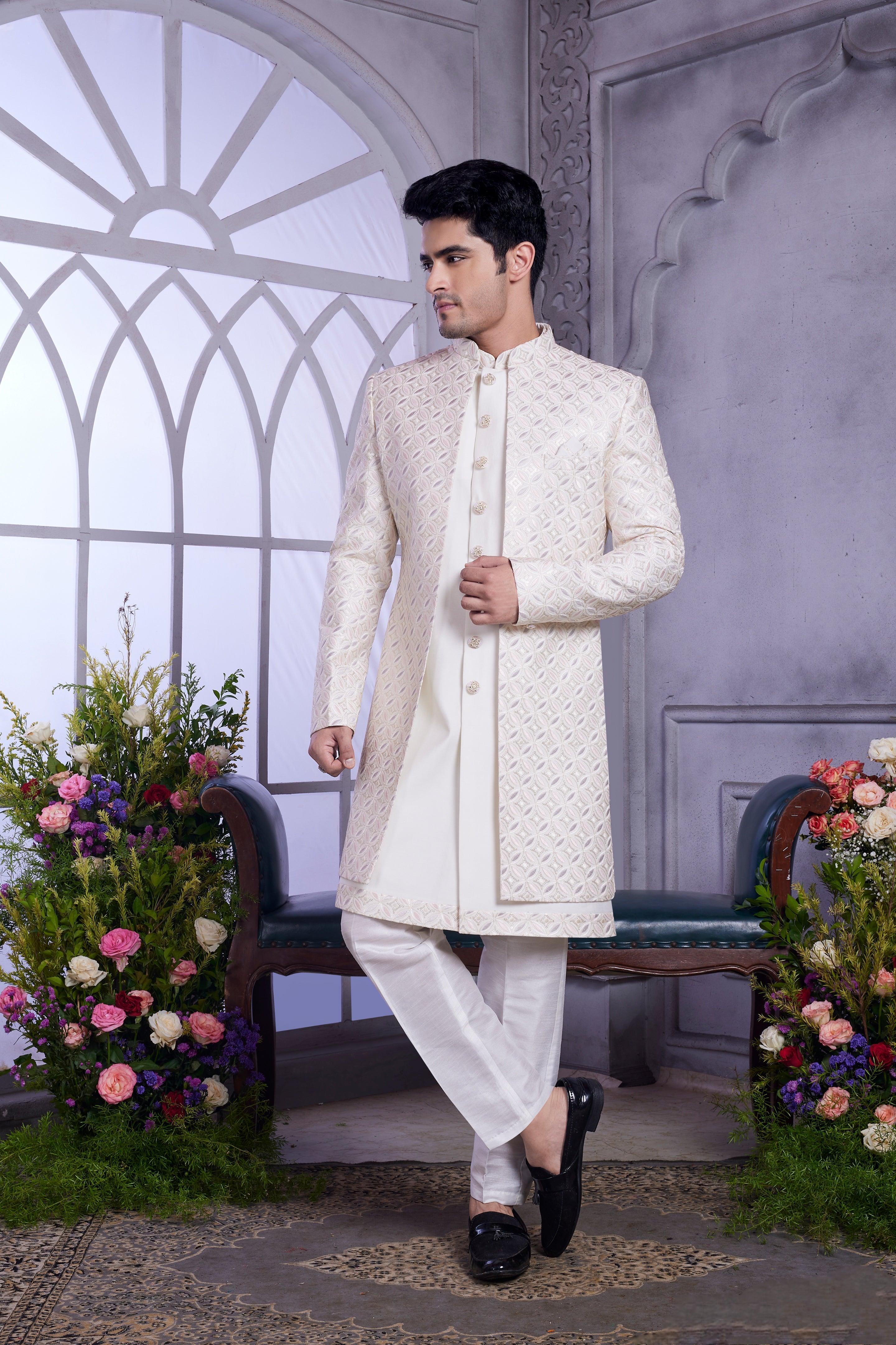 Traditional white ethnic suit for men