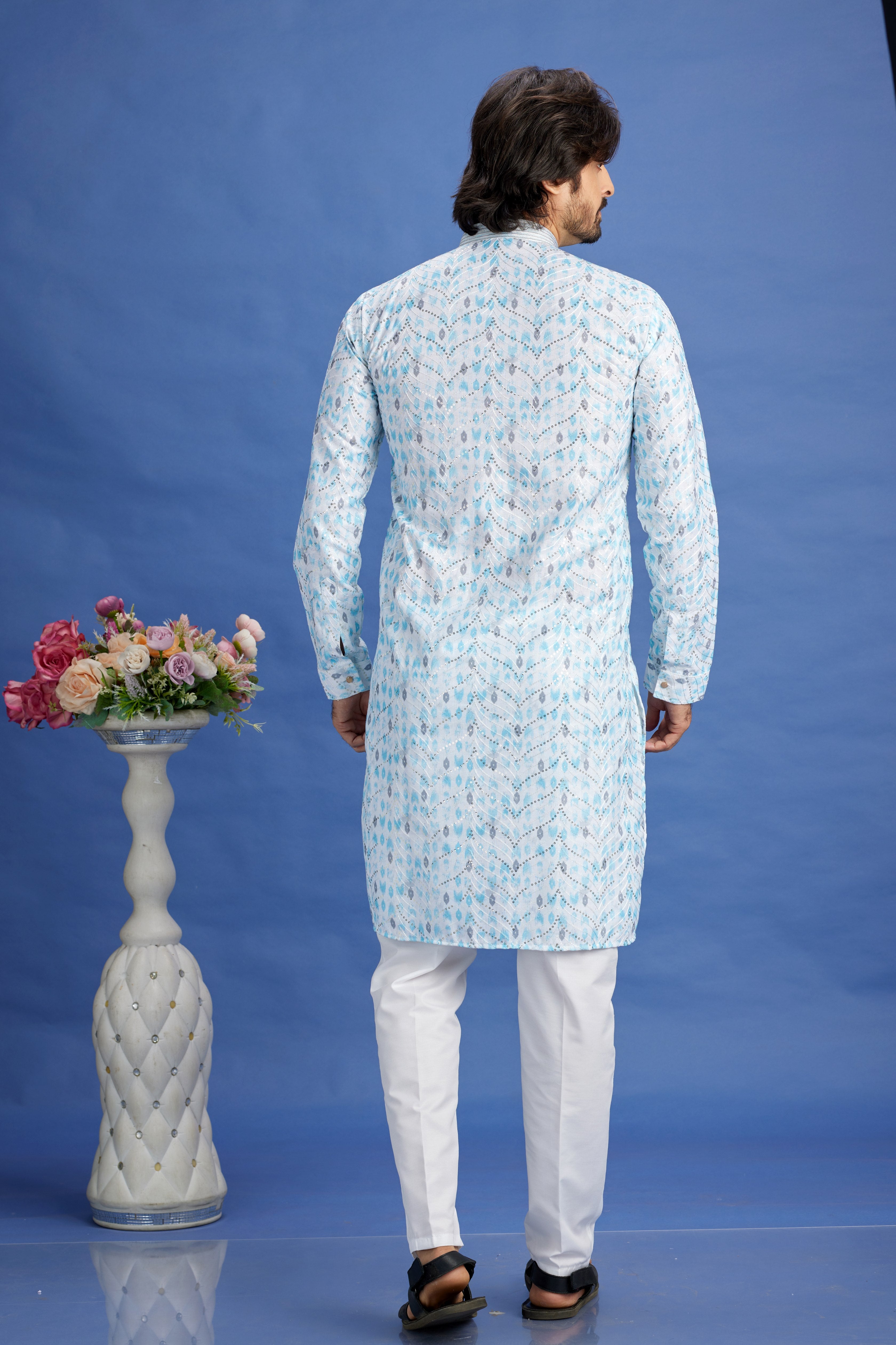 Elegant kurta set with digital print

