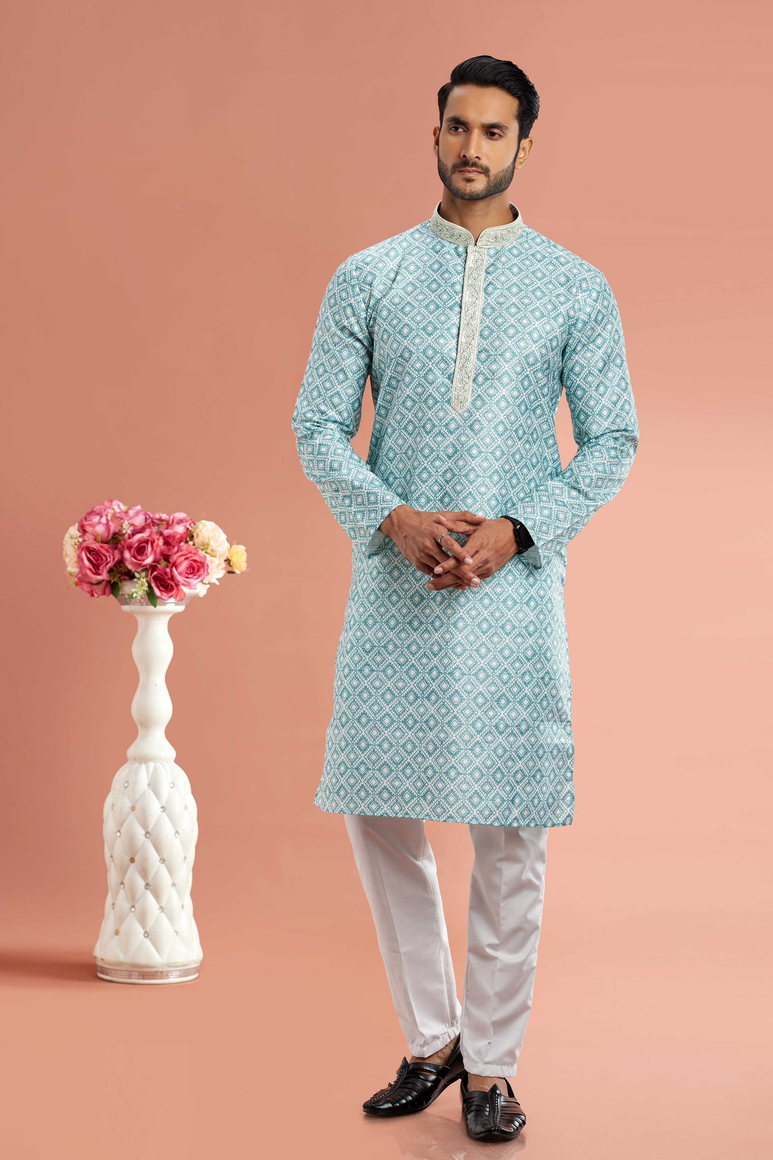 Cotton ethnic kurta in green

