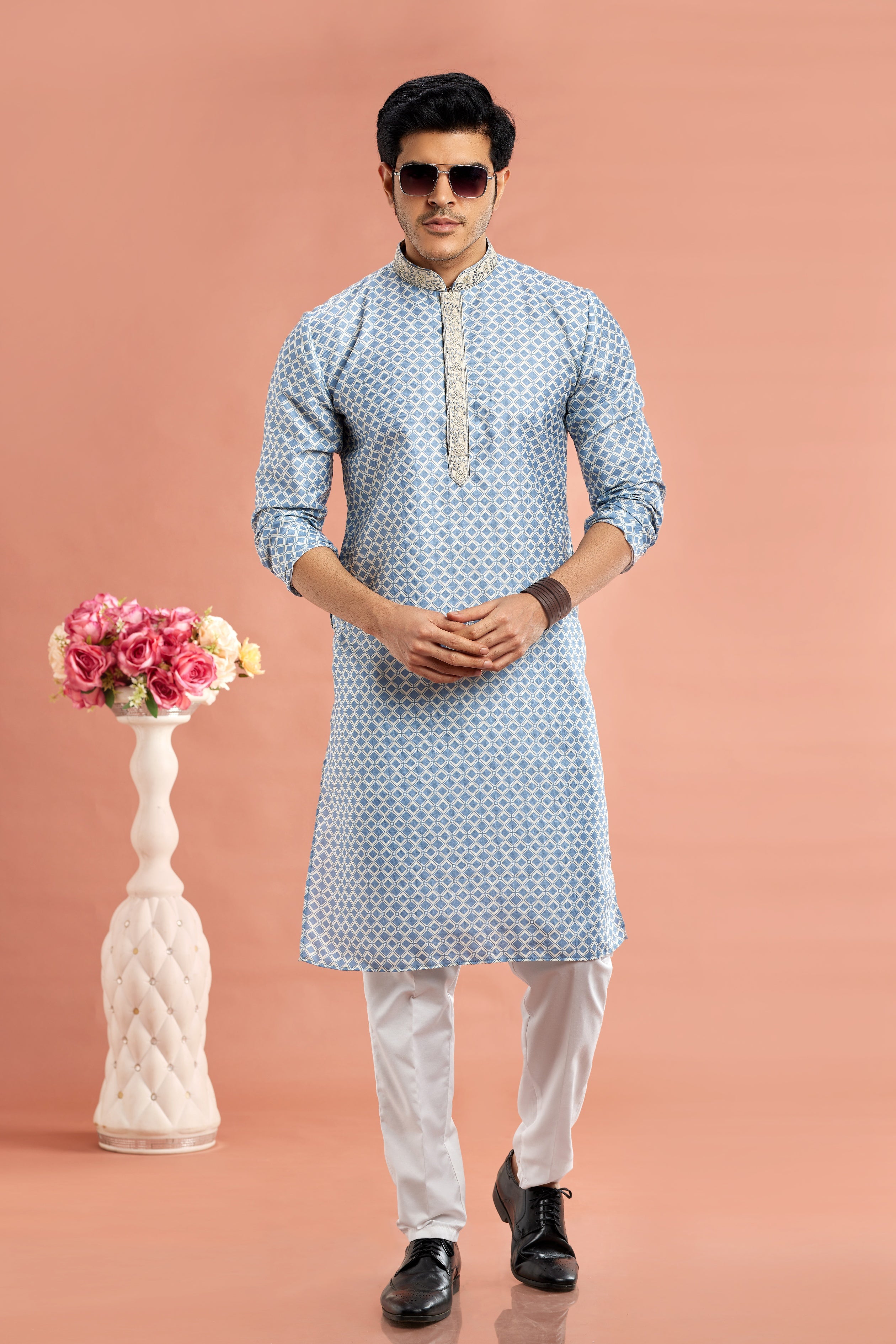 Men’s ethnic kurta pajama in powder blue

