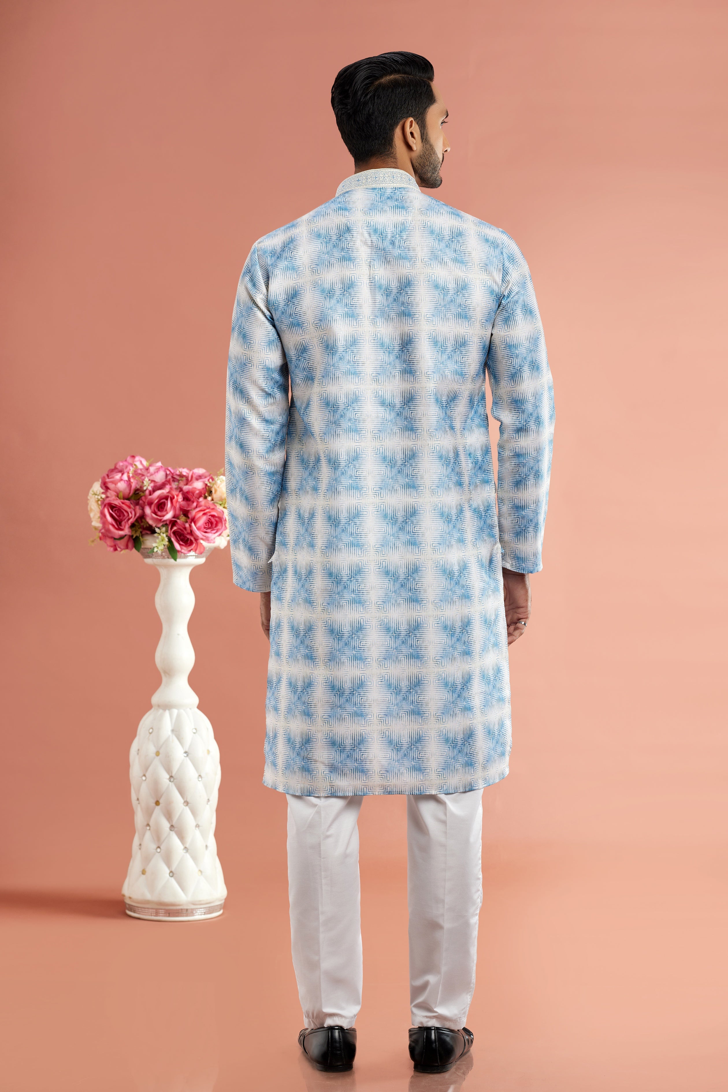 back view of blue kurta pajama