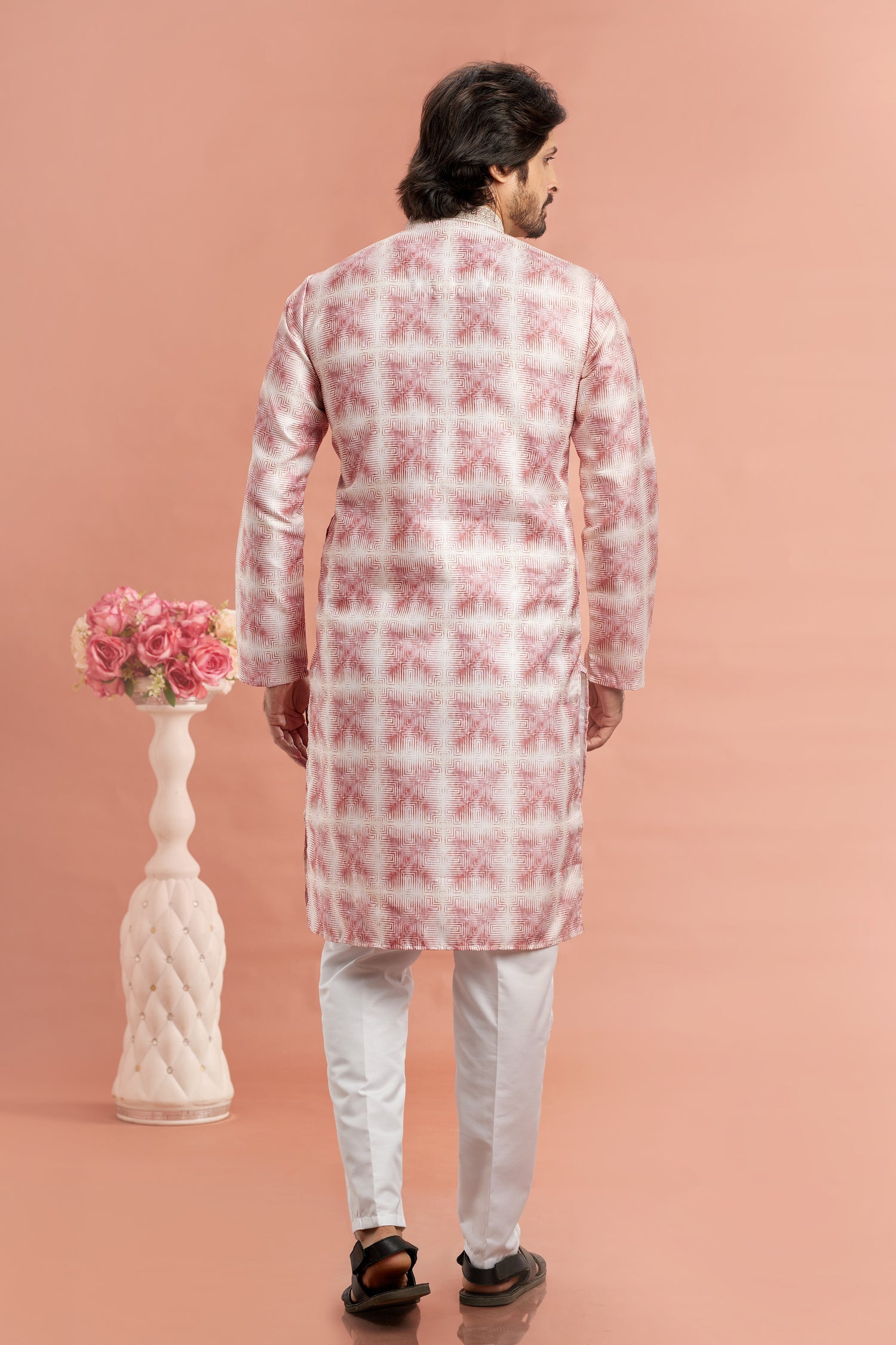 Designer traditional pink kurta set

