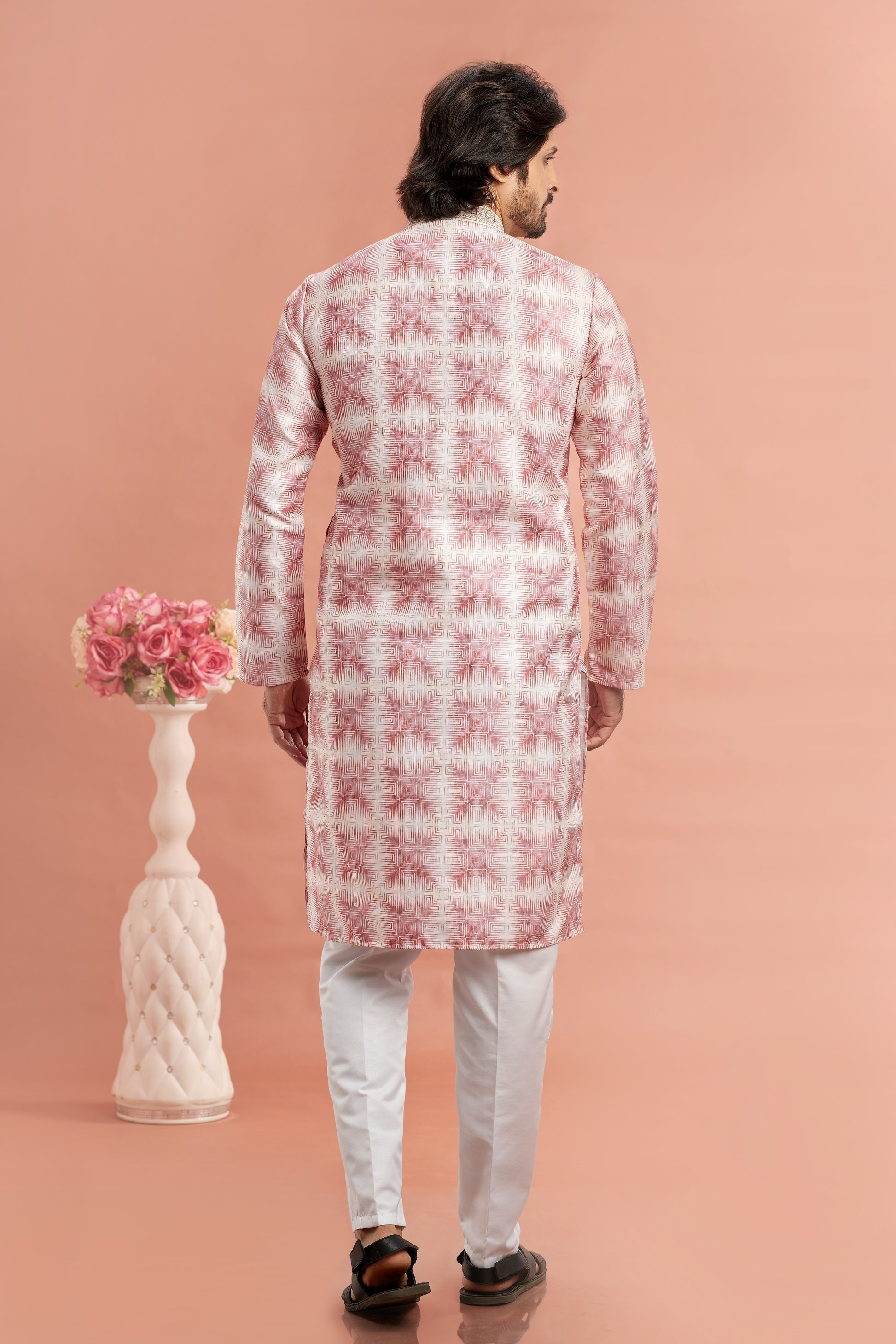 Designer traditional pink kurta set

