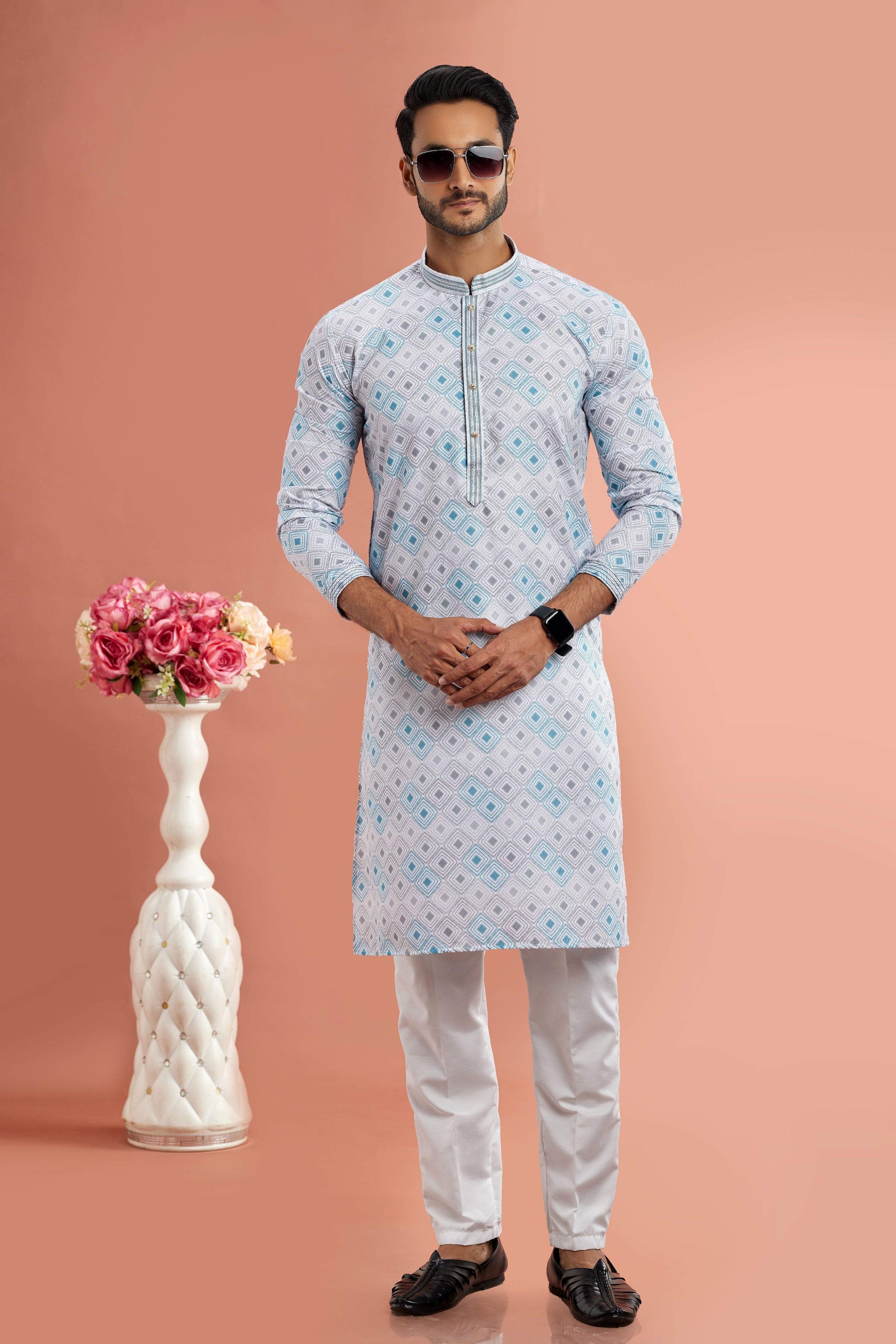 Men’s traditional cotton kurta pajama

