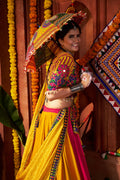 Jacquard dupatta with mirror border

