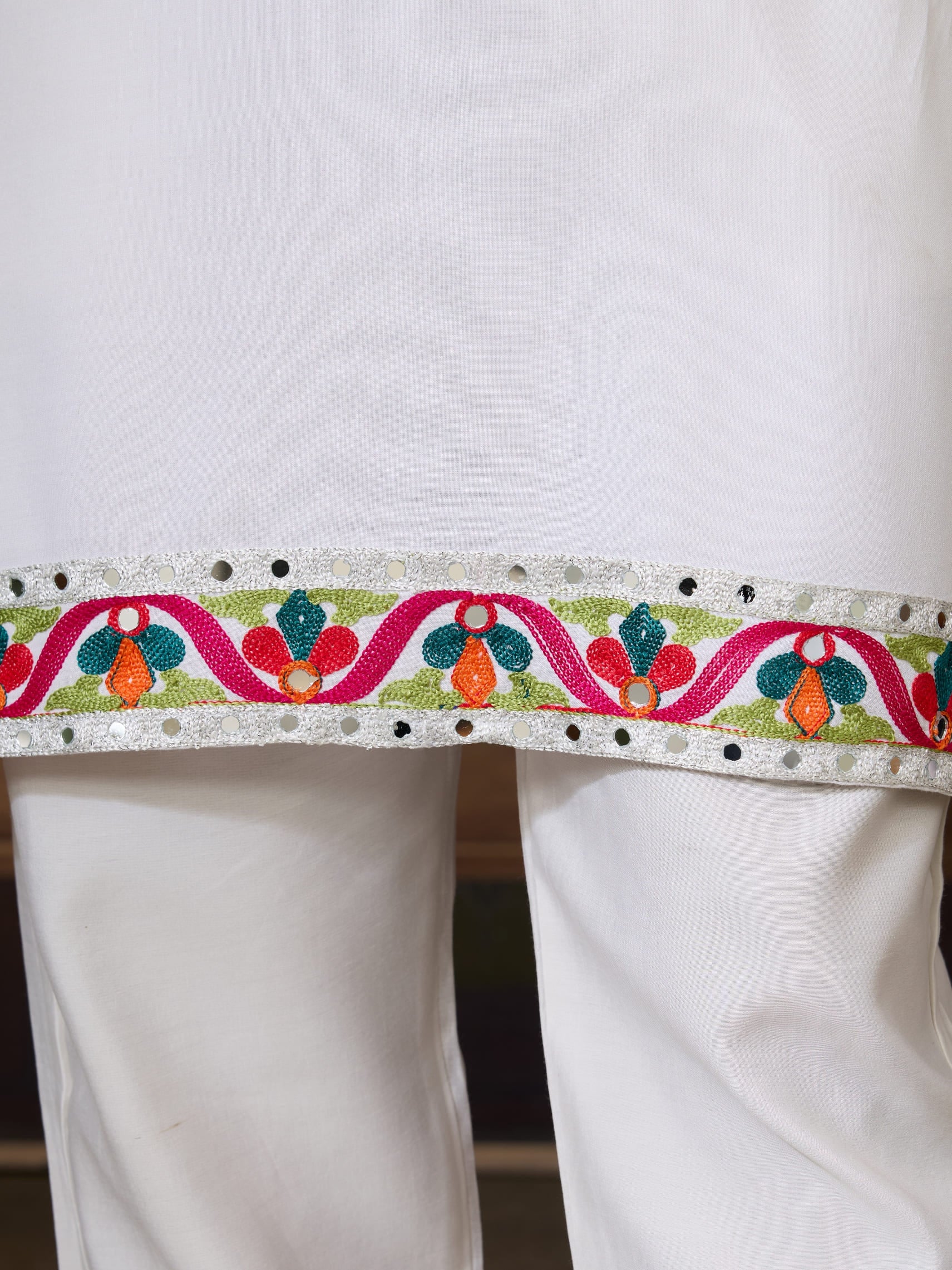 White Cotton Rajwadi Kurta for Men