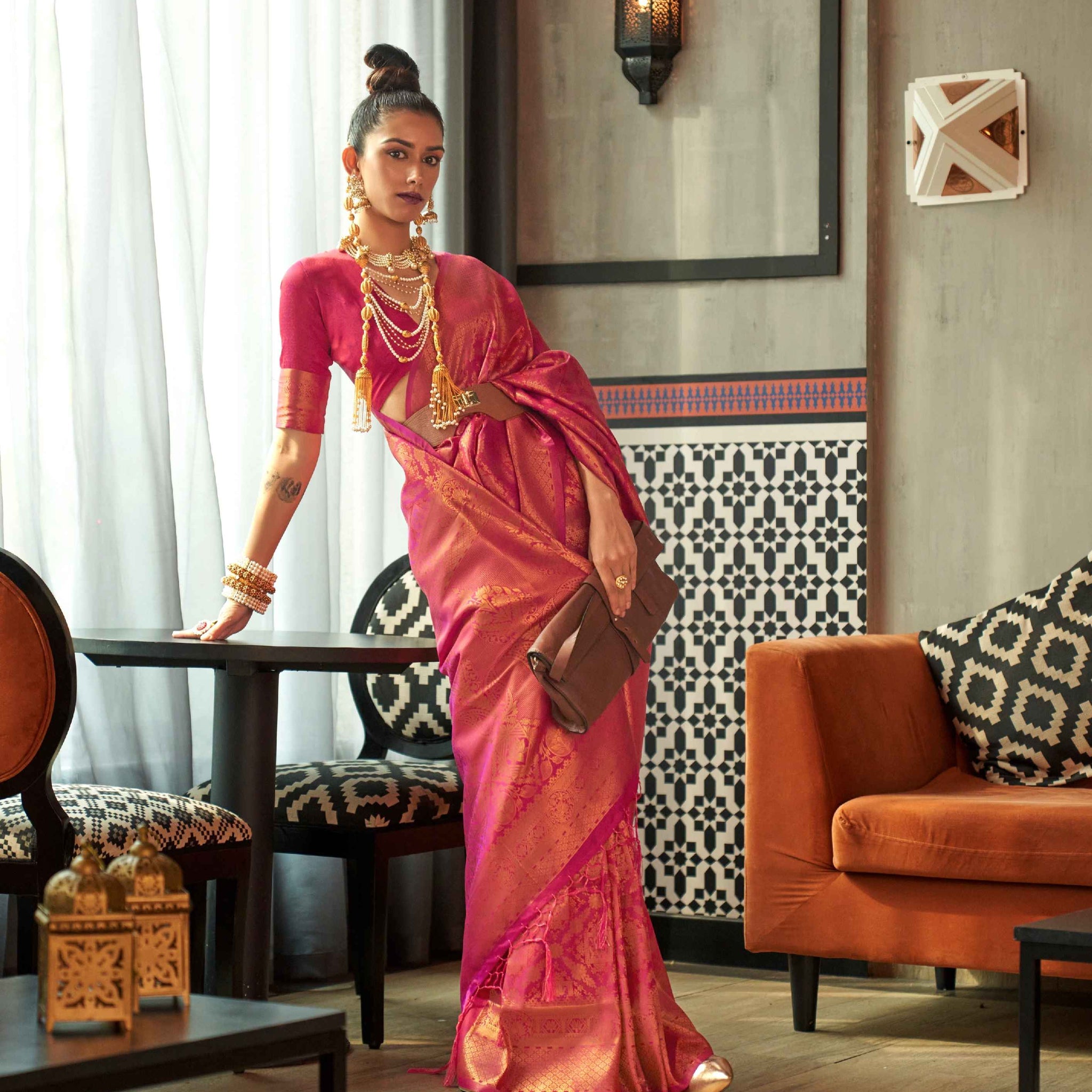 Pink two tone handloom silk saree with zari border
