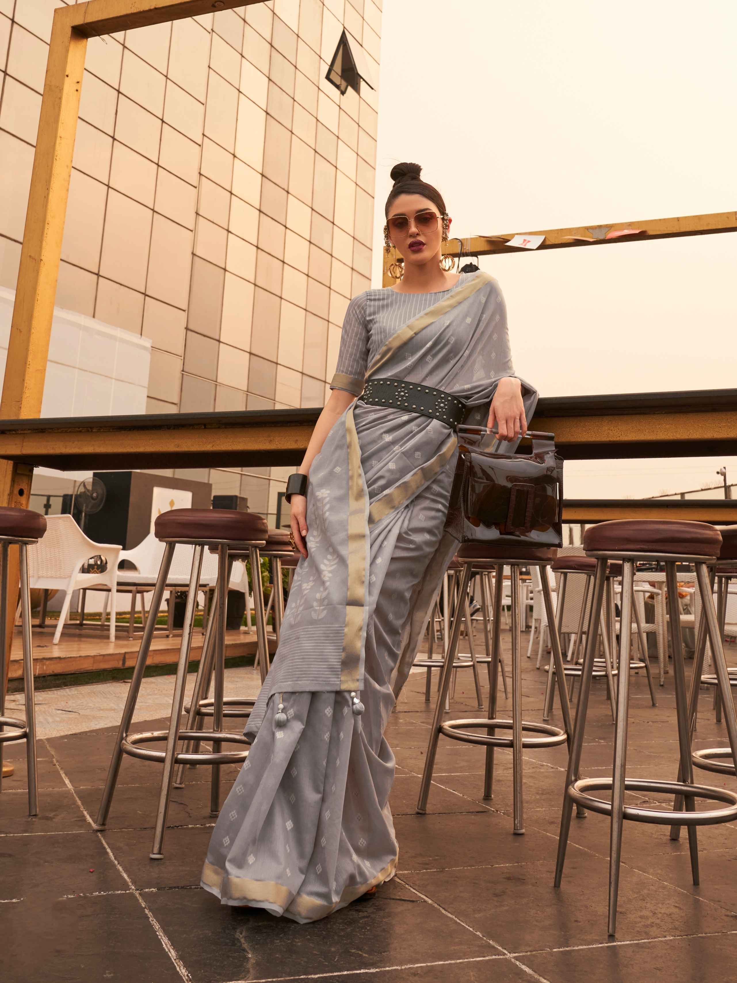 Grey Modal Poly Viscose Handloom Saree