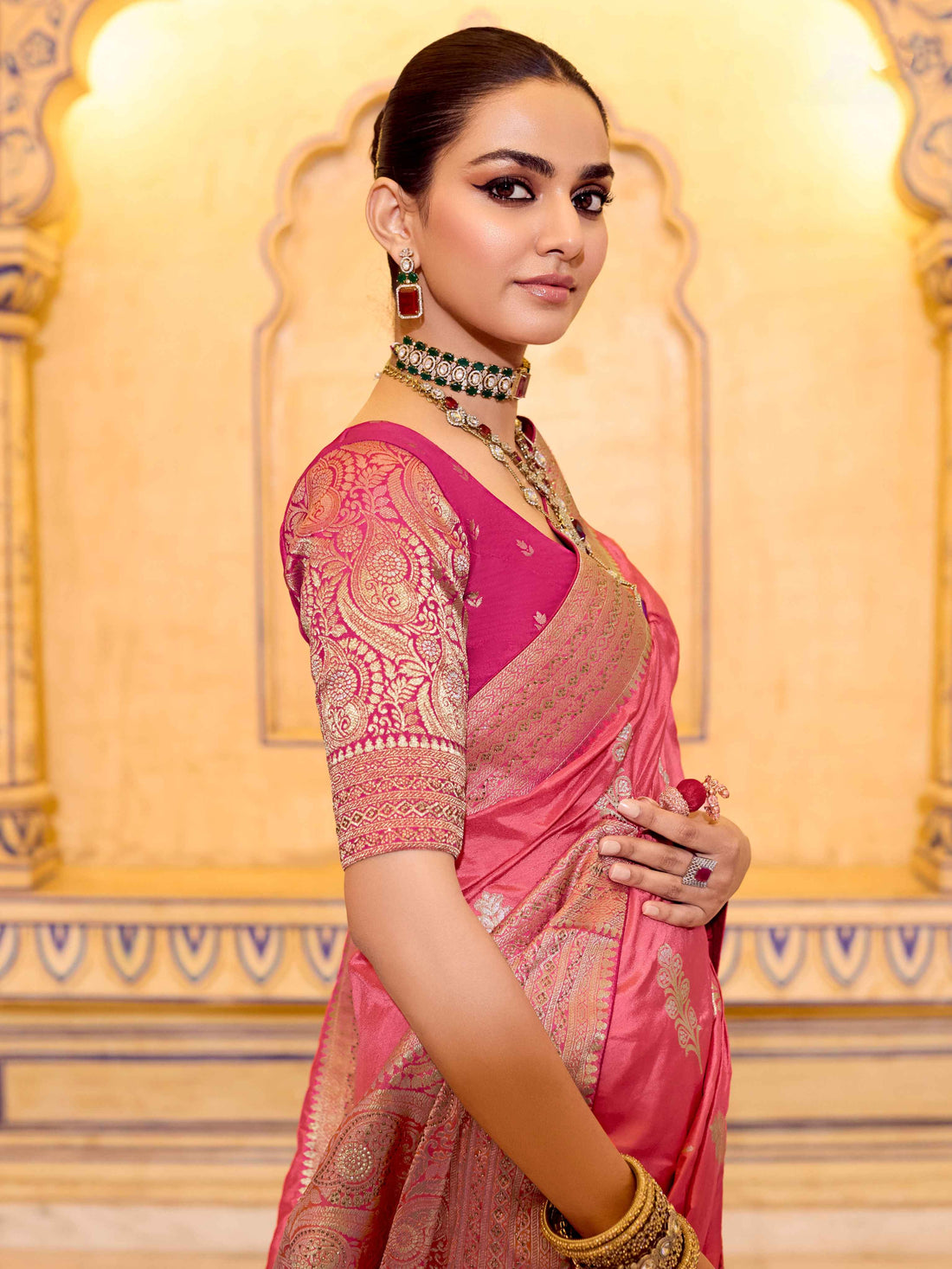 Coral Pink Crepe Silk Zari Weaving Designer Saree with Blouse