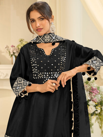 Black Straight Suit Set with Hand Mirror Work